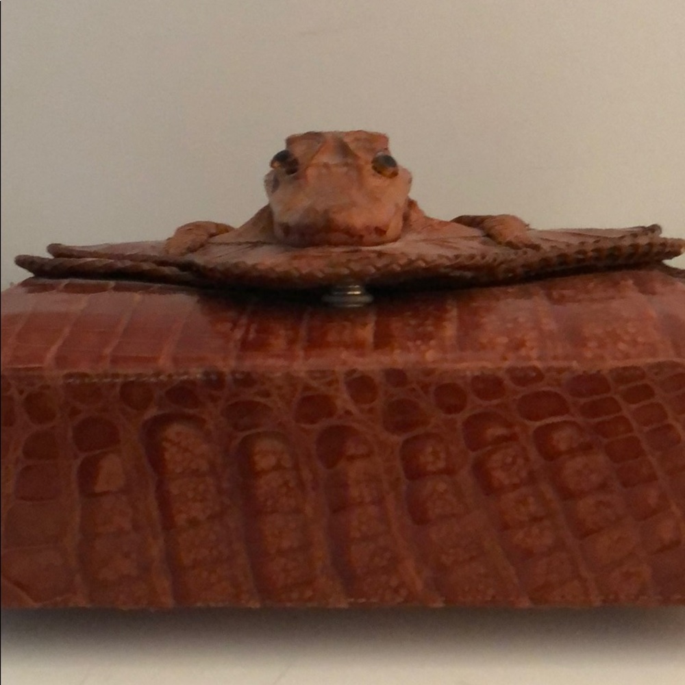 VINTAGE AUTHENTIC ALLIGATOR BAG - Picture 7 of 8